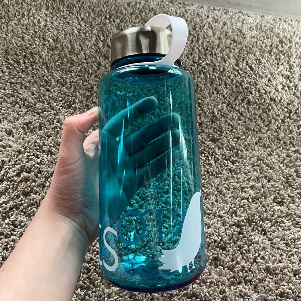 Sakroots blue water bottle